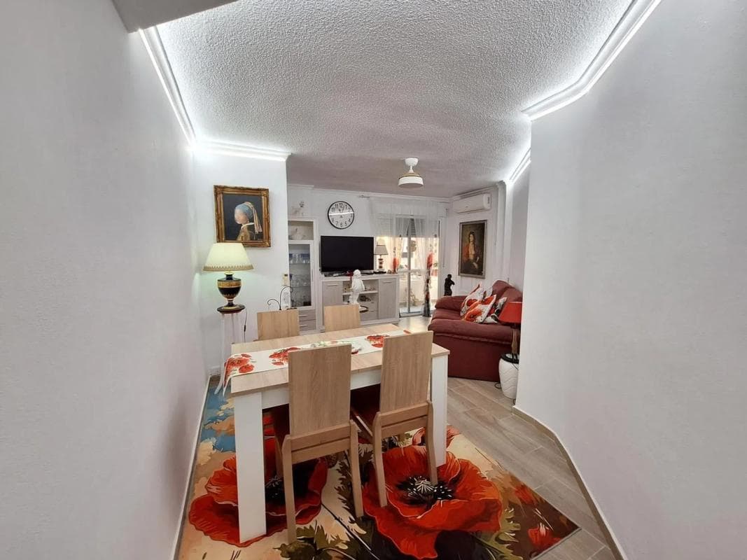 Venta de piso en Calle Bergantin, Torrevieja
photo 3