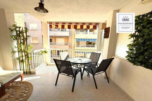 Sale of flat in Calle Virgen de la Paloma, 11, Torrevieja
photo 1