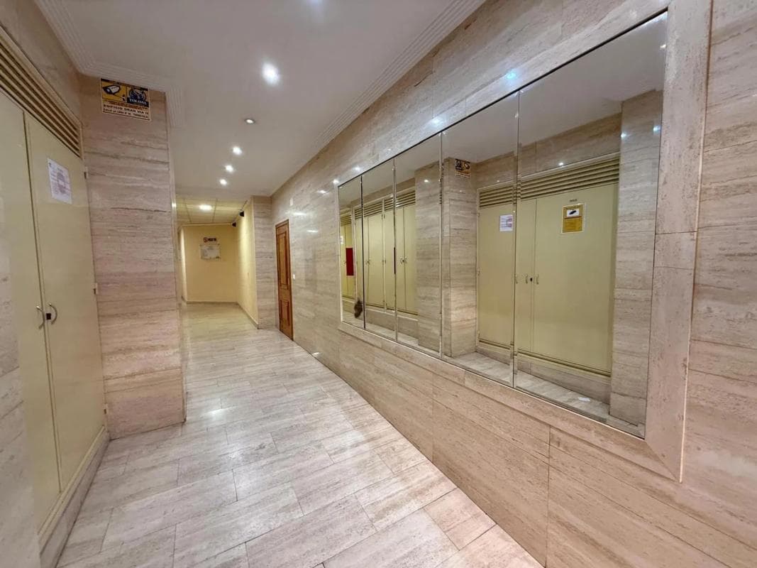 Sale of apartment in Barrio Las Piscinas Naturales, Torrevieja
photo 2