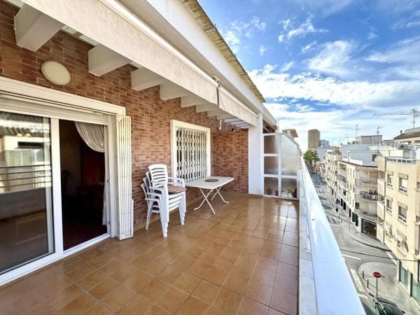 Penthouse for sale at Calle Goleta, Torrevieja thumbnail 2