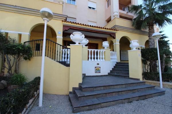 Sale of flat in Calle Atenas, 1, Torrevieja
thumbnail 2