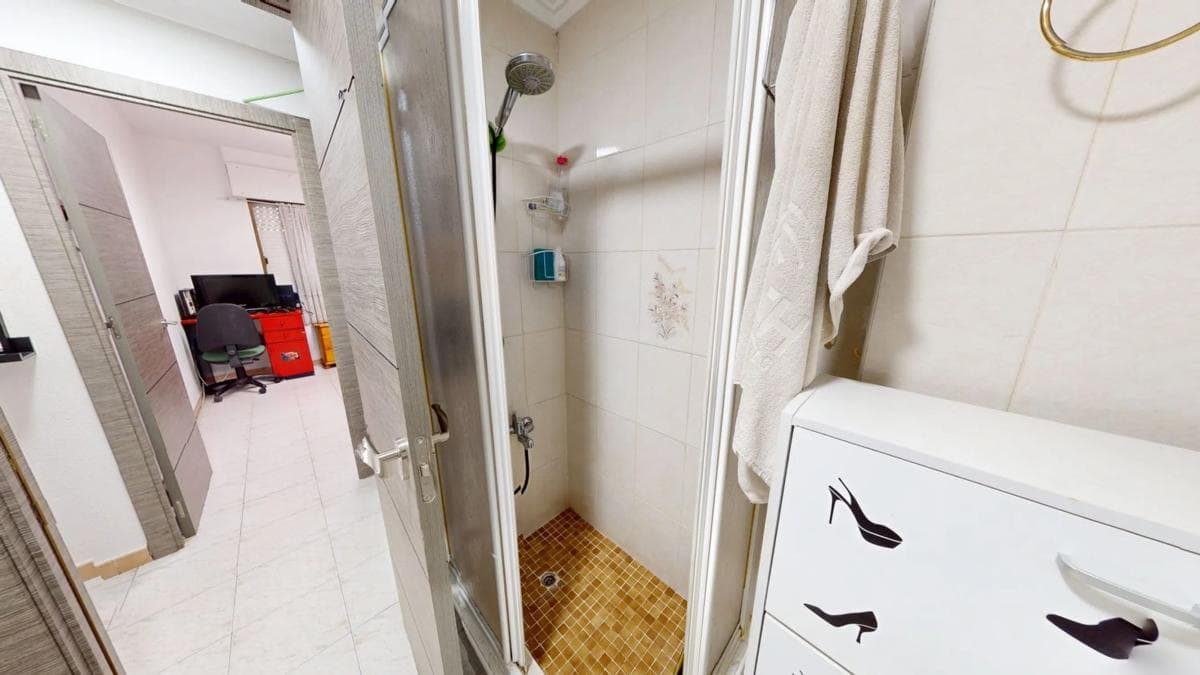 Sale of apartment in Calle Concordia, Torrevieja
photo 3
