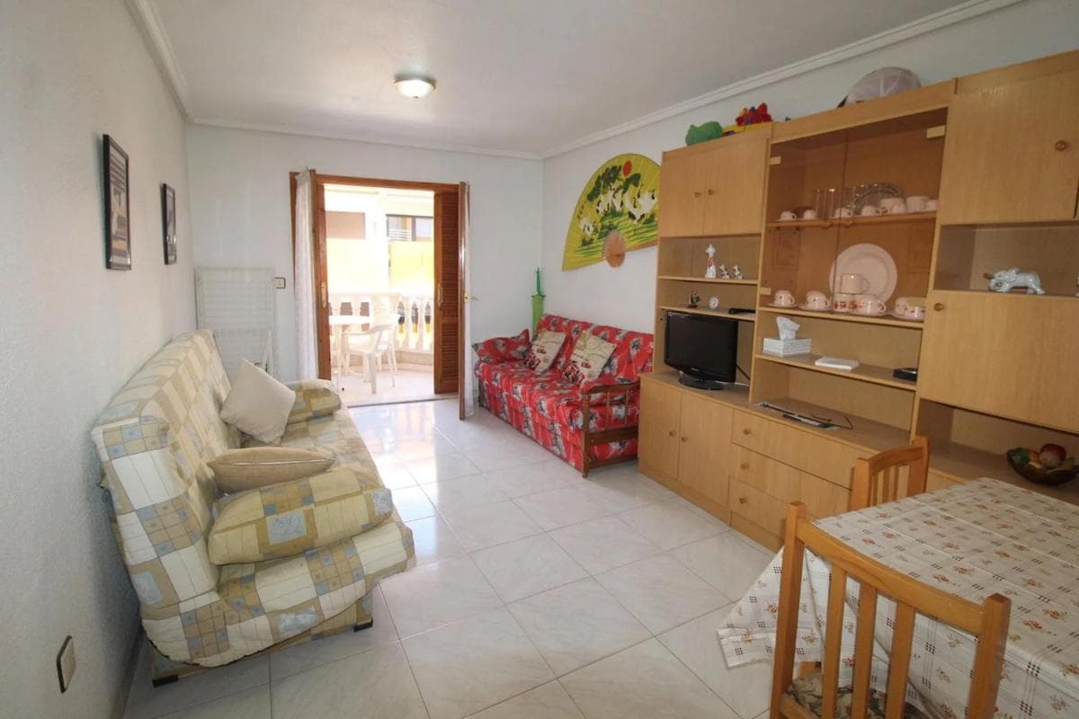 Sale of apartment in Calle Manuel Galián, Torrevieja
photo 5