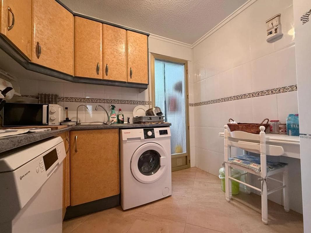Sale of apartment in Calle Concordia, Torrevieja
photo 4