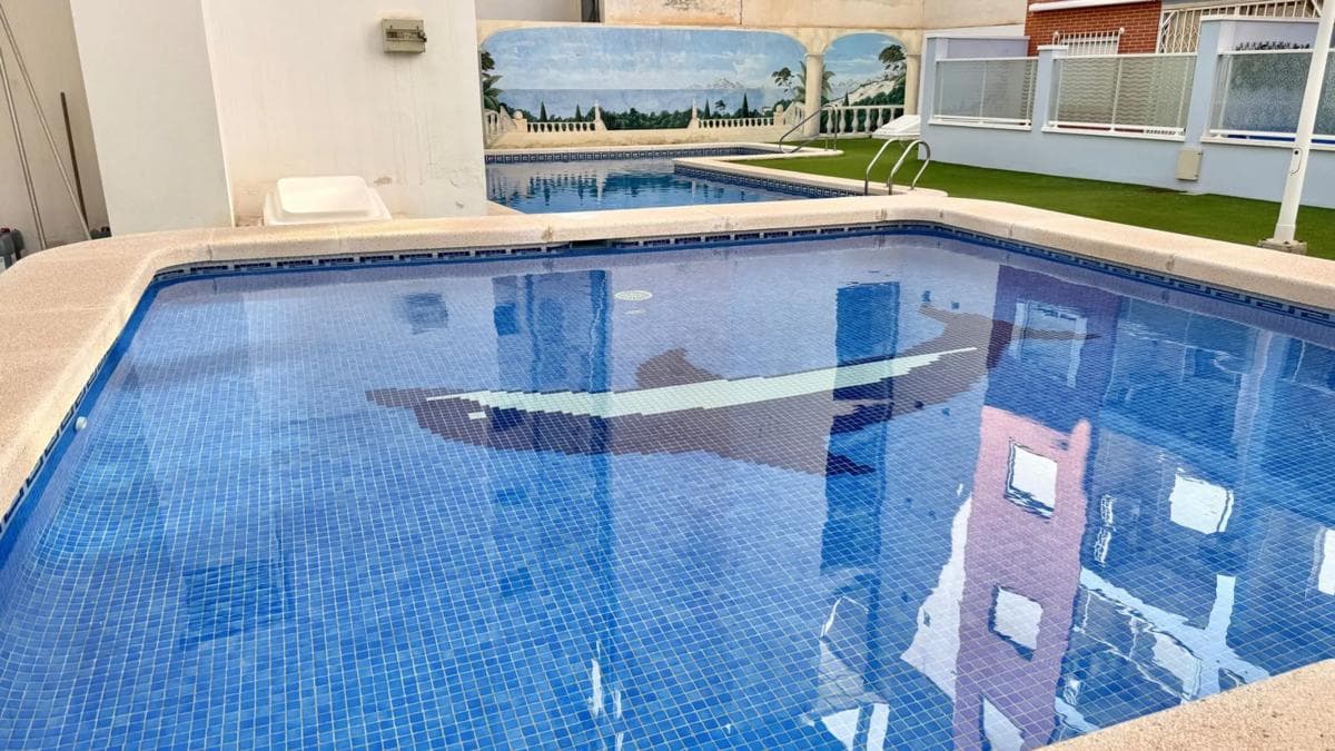 Sale of apartment in Calle Capitán García Gea, Torrevieja
photo 2