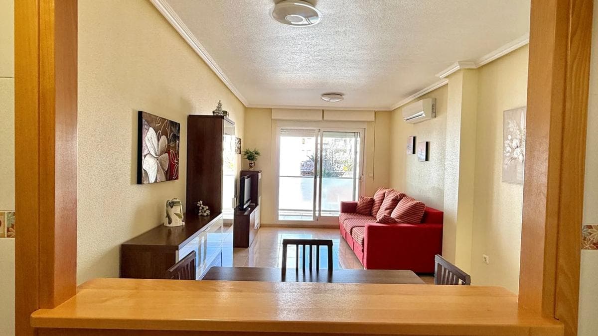 Sale of apartment in Calle Capitán García Gea, Torrevieja
photo 4