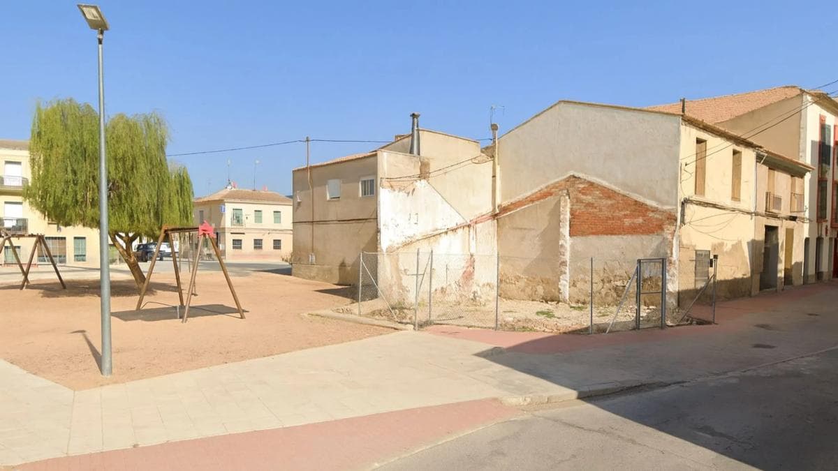 Terreno en venta en Dolores, Alicante photo 3