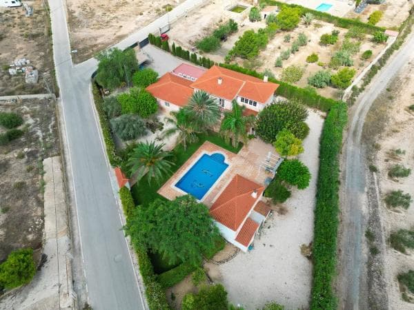 Independent chalet for sale in Calle Níscalo, Moralet
thumbnail 1