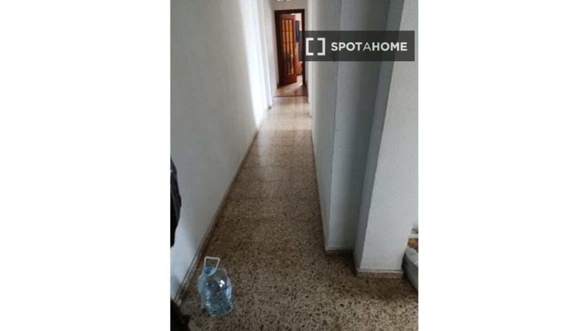 Propiedades en venta y alquiler en España photo 4