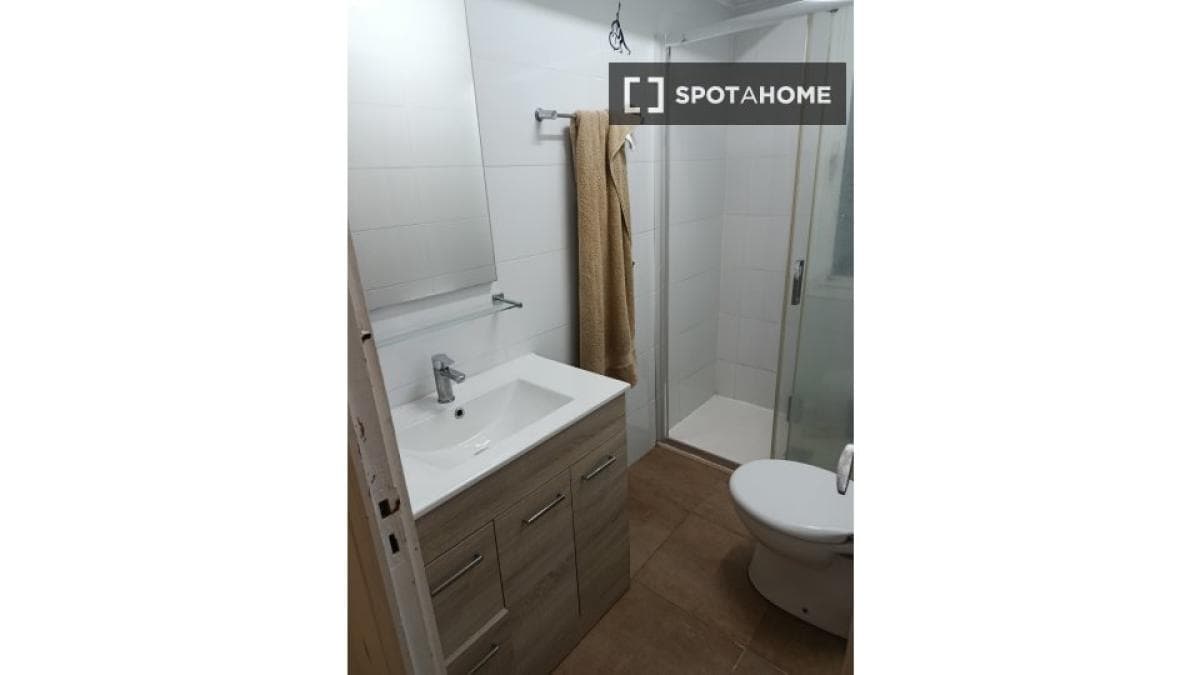 Propiedades en venta y alquiler en España photo 5