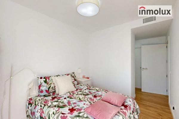 Продажа квартиры на Calle d'Aigües, 1, Сан-Хуан-де-Аликанте
thumbnail 2