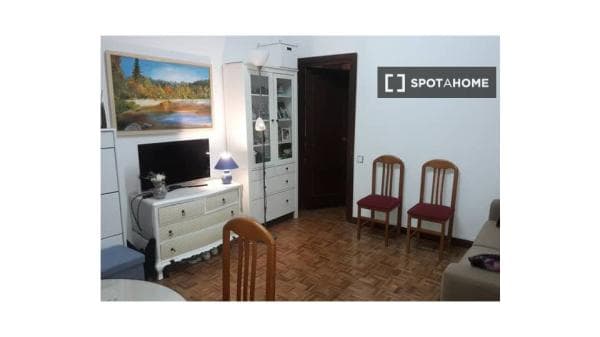 Piso en alquiler en C. de Canillas , Madrid thumbnail 2
