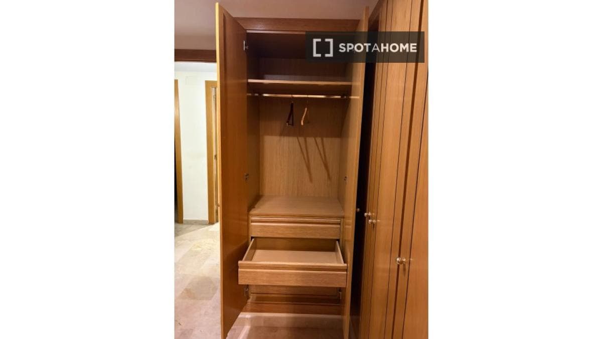 Недвижимость на продажу и в аренду в Испании photo 2