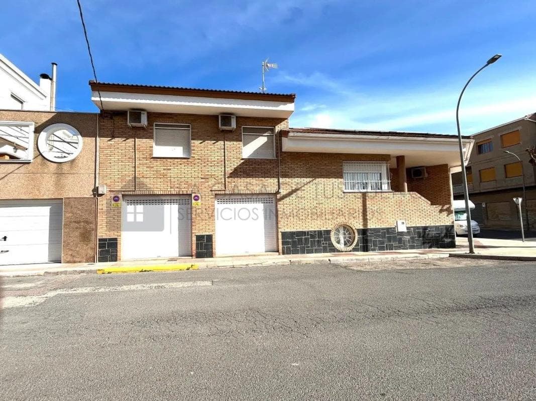 Venta de chalet independiente en Sax, Sax
photo 2
