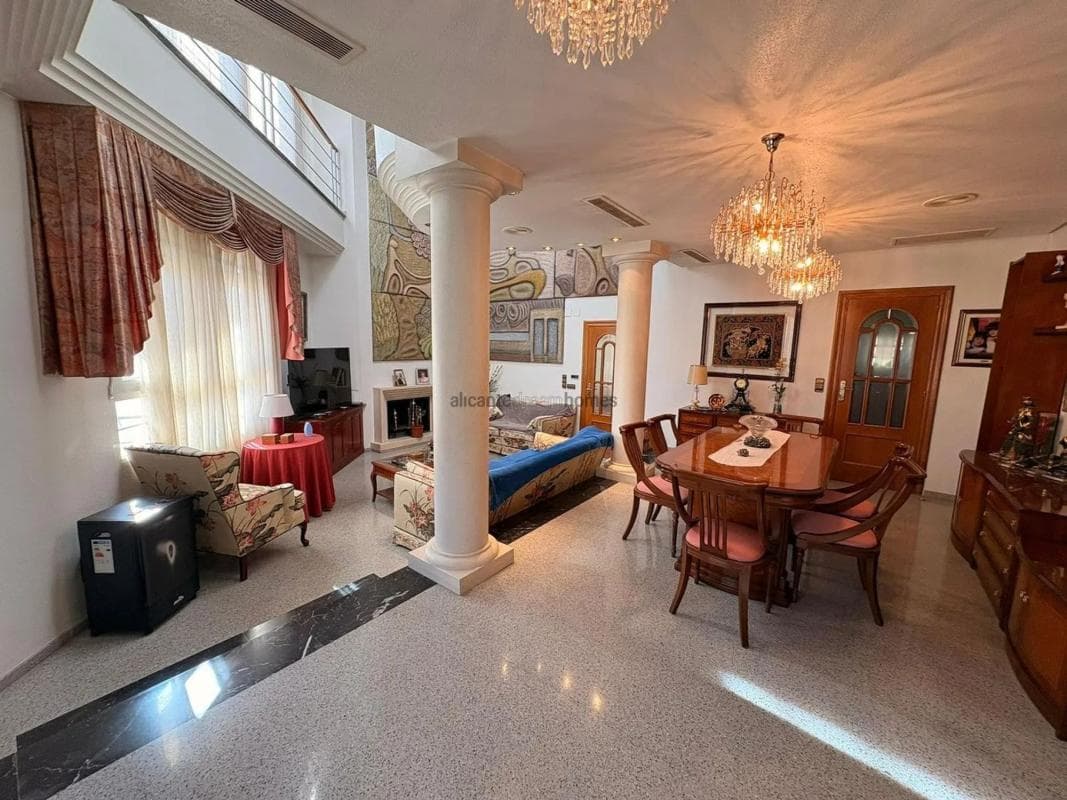Venta de chalet independiente en Sax, Sax
photo 2