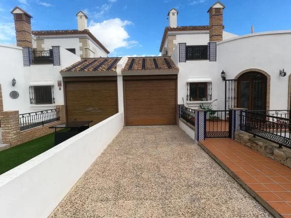 Chalet independiente en venta en Calle Almoradí, 24, Algorfa
photo 1
