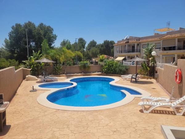 Chalet independiente en venta en Algorfa, Algorfa
photo 1