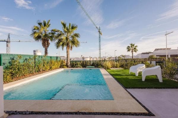 Chalet independiente en venta en Calle Daya Vieja, Algorfa
photo 1