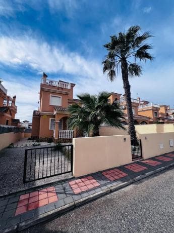 Chalet independiente en venta en Algorfa, Algorfa
thumbnail 1