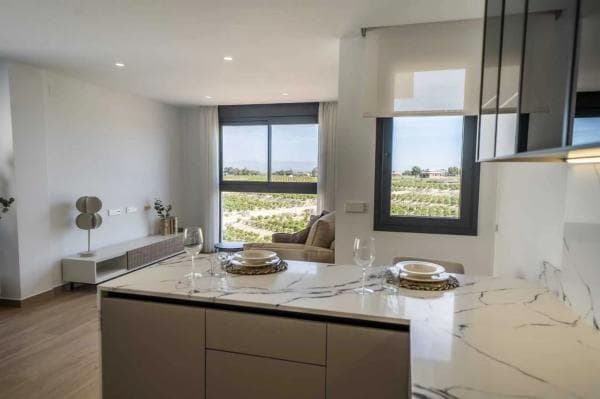 Chalet pareado en calle Orihuela thumbnail 2