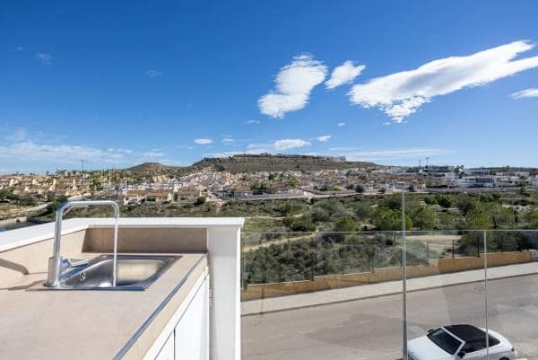 Chalet independiente en venta en Benijofar, Benijofar photo 1