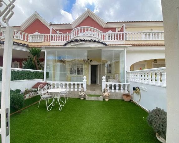 Chalet independiente en venta en Benijofar, Benijofar
thumbnail 1