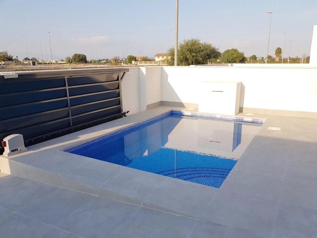 Venta de chalet adosado en Calle Holanda s/n , Daya Nueva photo 2
