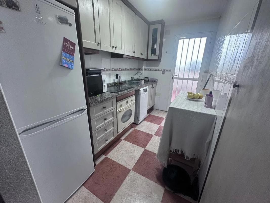 Venta de piso en CL BODEGA LA, 31, Daya Nueva
photo 2