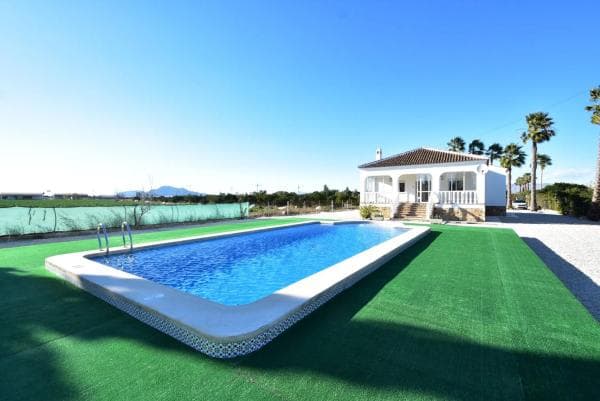 Chalet independiente en venta en Dolores, Dolores
photo 1