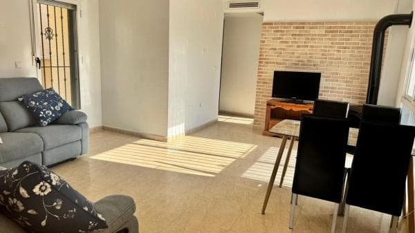 Chalet independiente en venta en Urbanizaciones, Guardamar del Segura
thumbnail 1