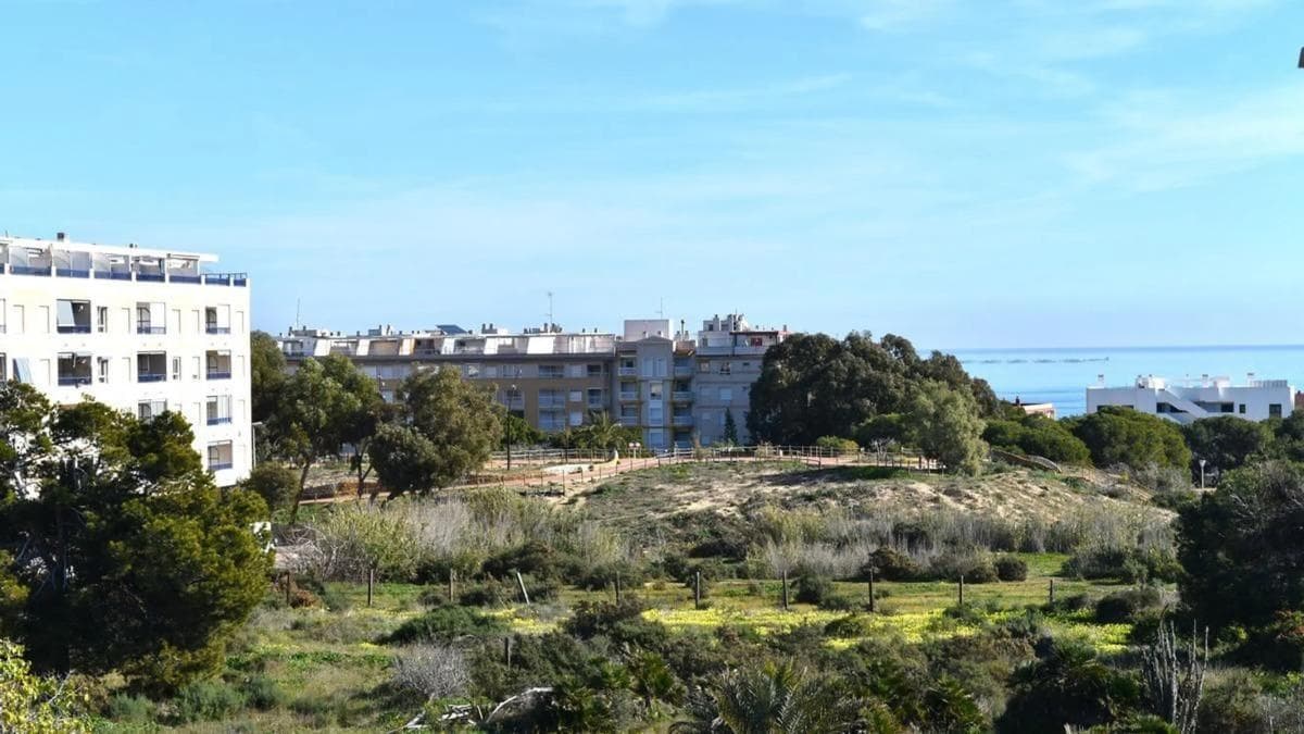 Venta de chalet adosado en Urbanizaciones , Guardamar del Segura photo 2