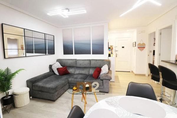 Venta de piso en Calle Rodrigo de Triana, Guardamar del Segura
thumbnail 2