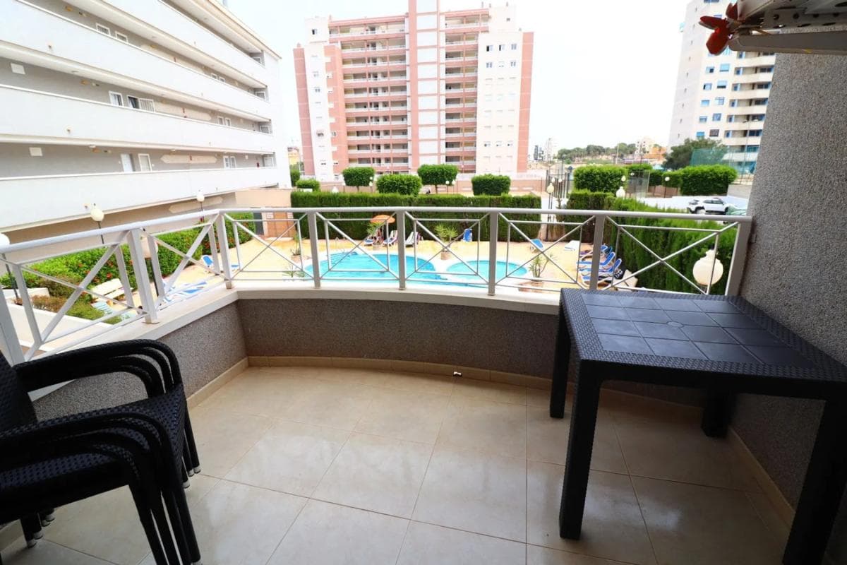 Venta de piso en Avenida del Puerto, 20, Guardamar del Segura
photo 4