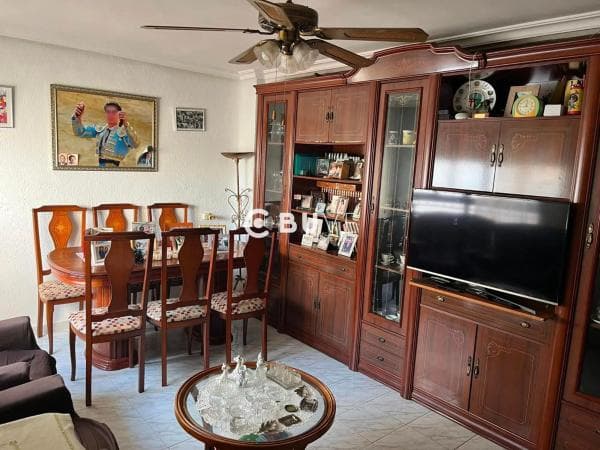 Venta de piso en Calle Major, Guardamar del Segura
thumbnail 1