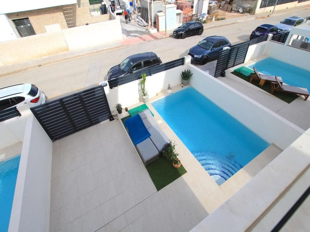 Properties for sale and rent in Spain photo 5