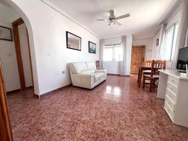 Sale of flat in Calle Ciruelo, Orihuela
photo 1