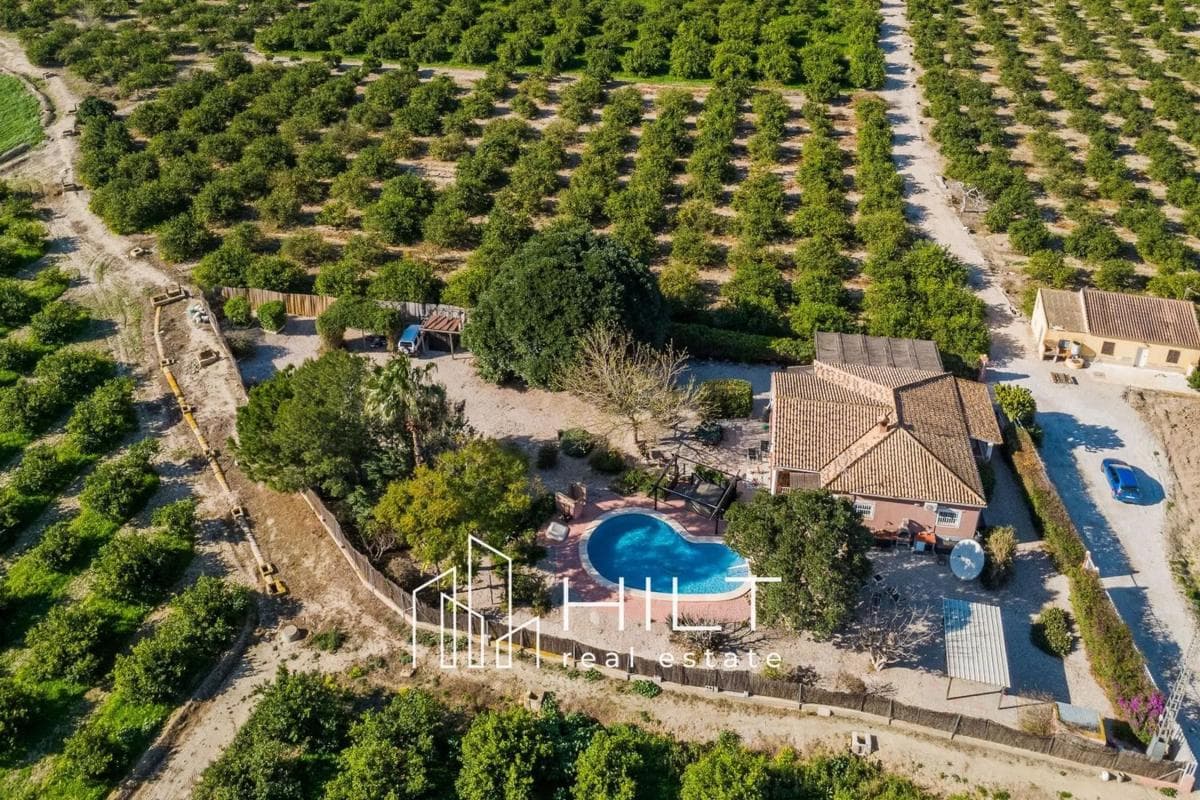 Venta de chalet independiente en Desamparados-Hurchillo-Torremendo, Orihuela
photo 4