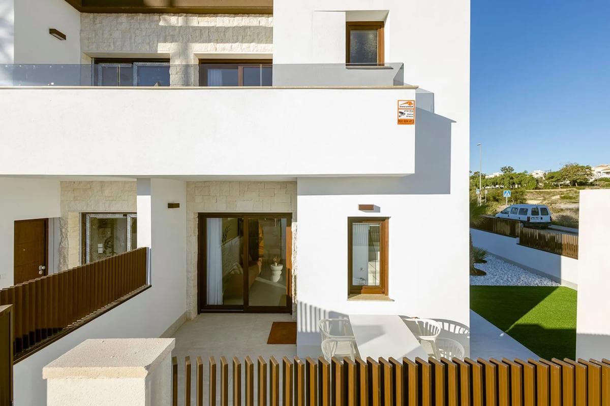 Venta de chalet independiente en Desamparados-Hurchillo-Torremendo, Orihuela
photo 3