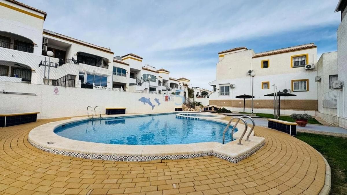 Venta de piso en Desamparados-Hurchillo-Torremendo, Orihuela
photo 3