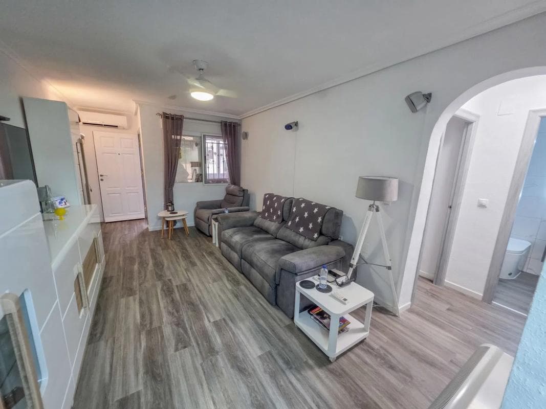 Venta de piso en Calle Melocotonero, Orihuela
photo 4