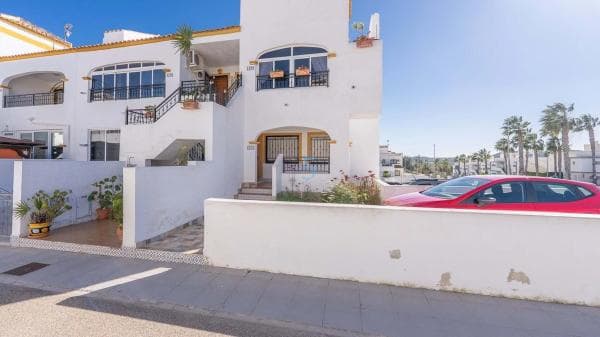 Sale of flat in Desamparados-Hurchillo-Torremendo, Orihuela
thumbnail 2