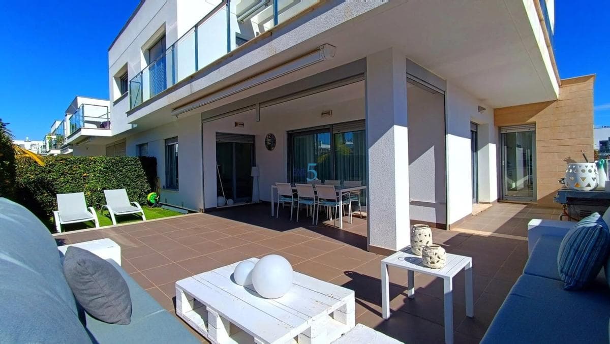 Venta de piso en Desamparados-Hurchillo-Torremendo, Orihuela
photo 3