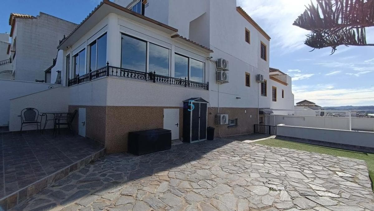 Venta de piso en Desamparados-Hurchillo-Torremendo, Orihuela
photo 5