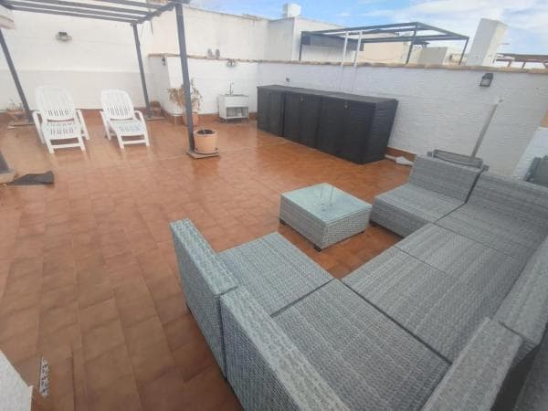 Chalet wolnostojący na sprzedaż w Desamparados-Hurchillo-Torremendo, Orihuela thumbnail 2