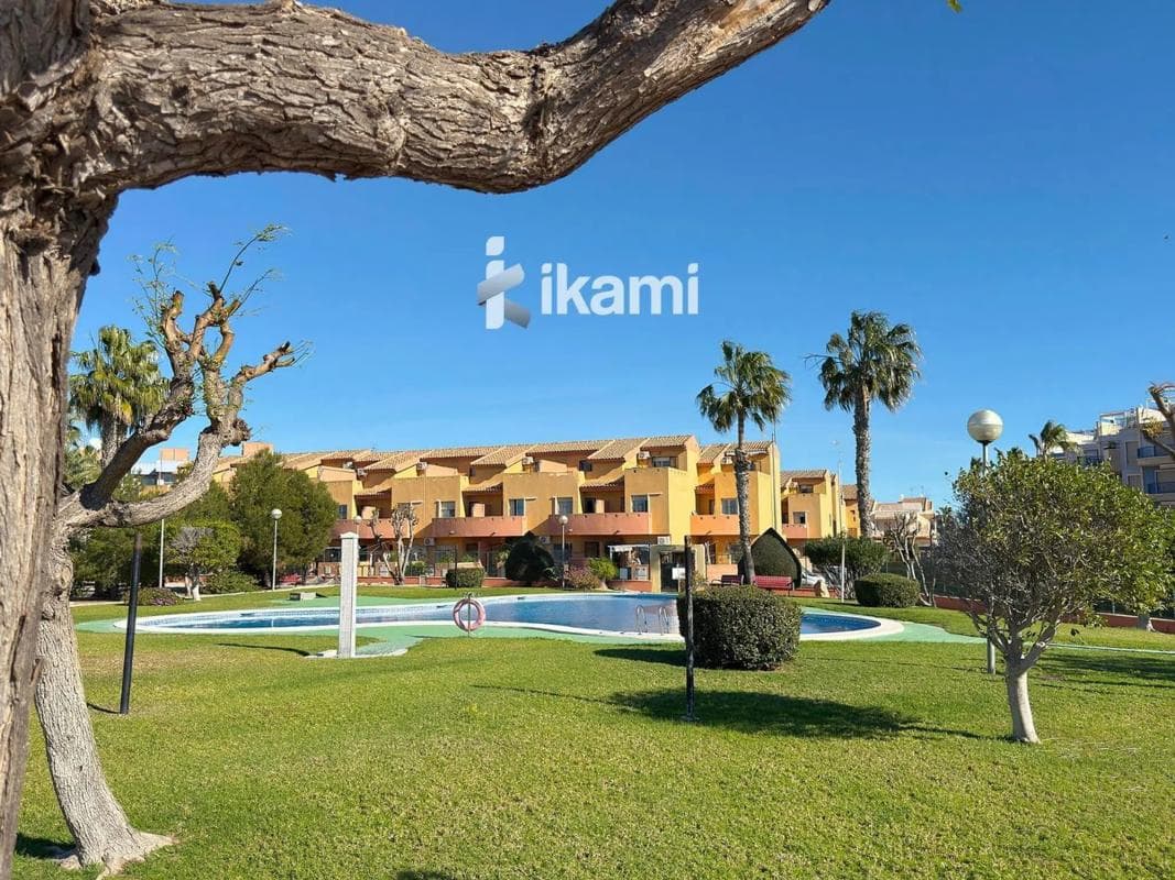 Sale of townhouse in Barrio Aguamarina , Orihuela photo 2