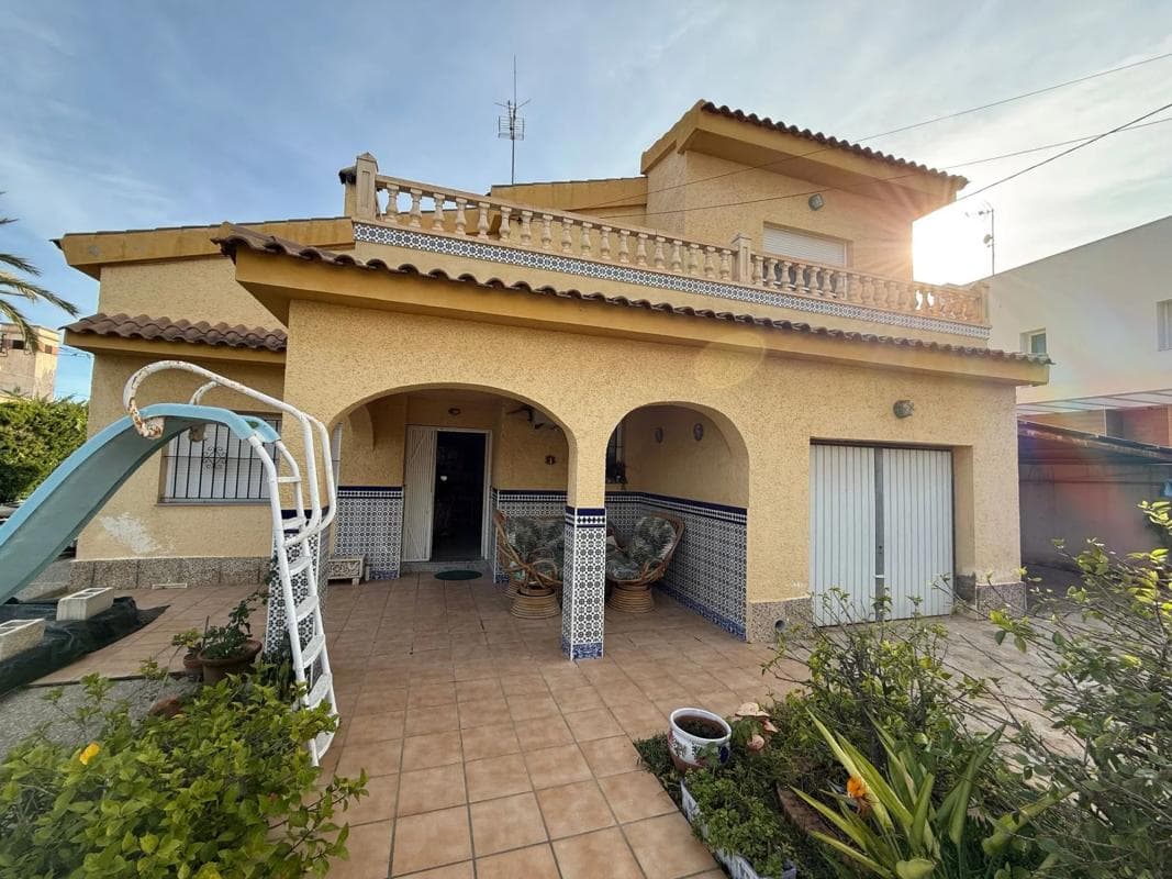 Venta de chalet independiente en Calle Baliza, Orihuela
photo 2