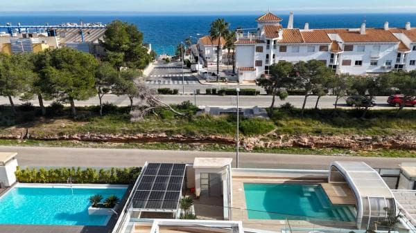 Independent chalet for sale in Barrio Campoamor, Orihuela
thumbnail 2