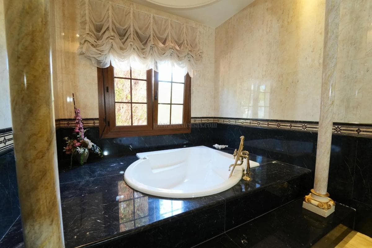 Sale of independent chalet in Calle Juan Ramon Jimenez, Orihuela
photo 4