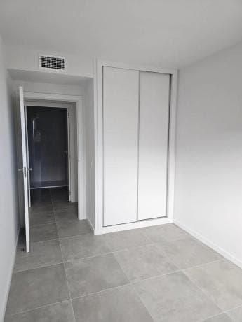 Venta de piso en Calle Jacinto Verdaguer, 14, Orihuela
thumbnail 1