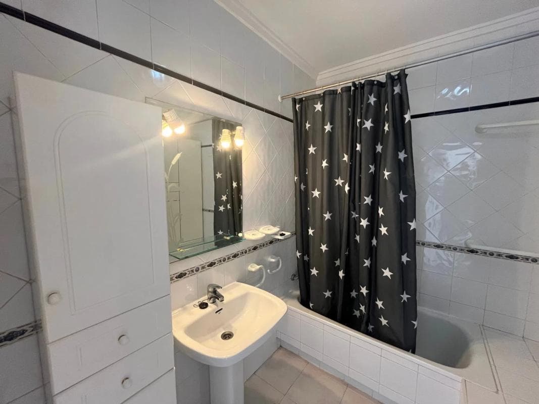 Sale of independent chalet in Barrio La Florida, Orihuela
photo 2